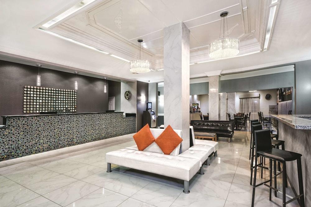 La Quinta By Wyndham Brownsville North Exterior photo